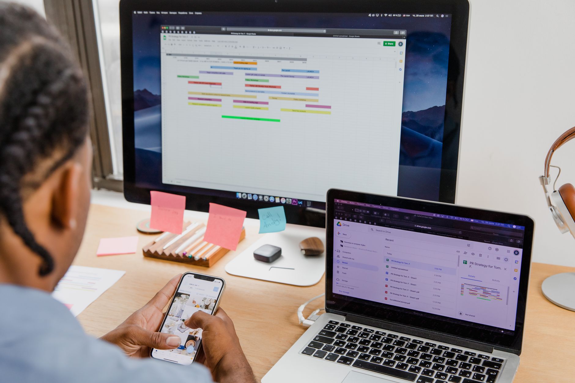 Marketing dashboard supporting AI for Creator Welcome Emails: Boost Engagement & Conversions