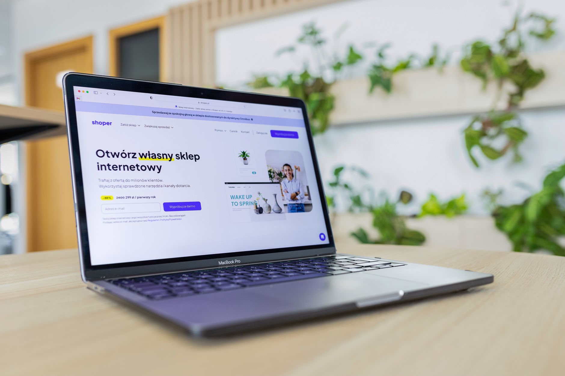 Marketing dashboard supporting Chatbot to Email Integration: Complete Guide for Seamless Customer Journeys