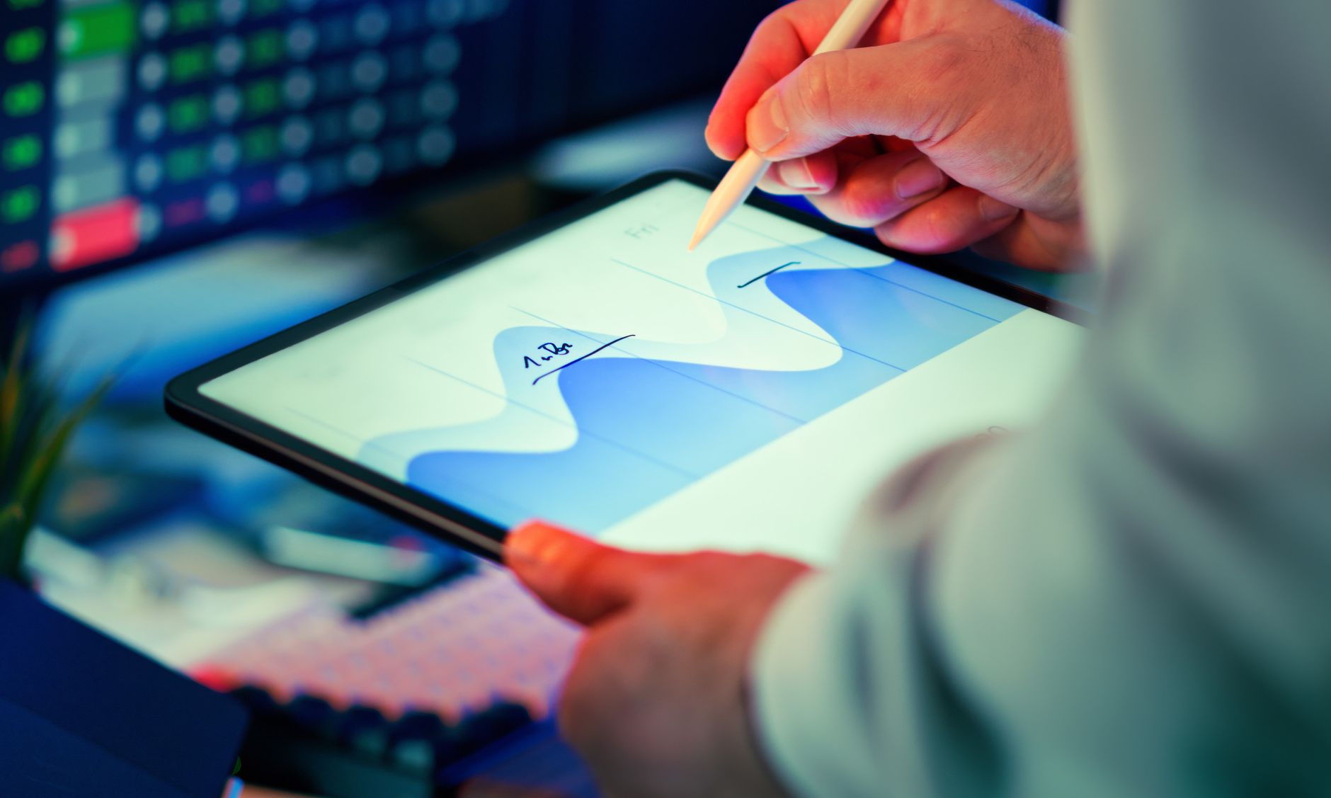 Marketing dashboard supporting Email Testing Strategies: Systematic Approaches to Better Performance